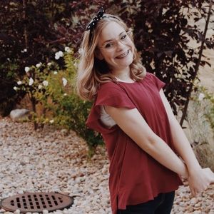 Meet your Posher, Kara